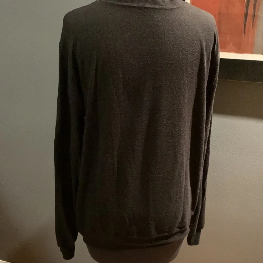 Social Sunday black lightweight sweaterlike graphic top. XS-S.